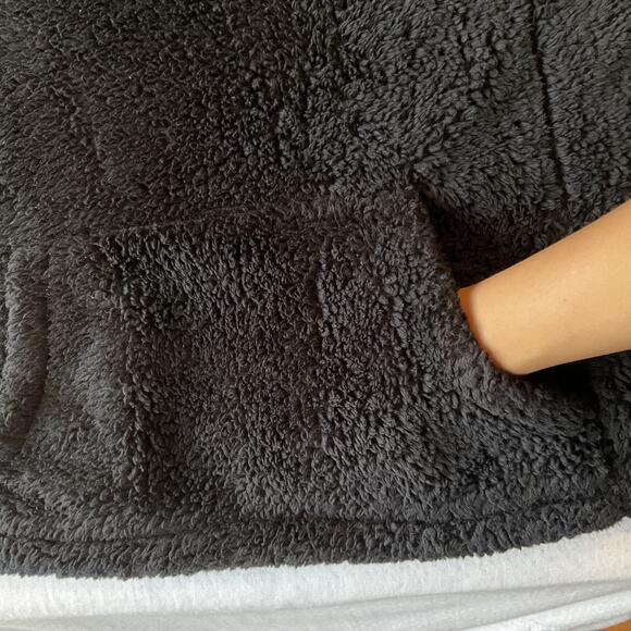 St. John's Bay Men Sweatshirt XXL Black Fleece Active Activewear Long Sleeve - Picture 6 of 9